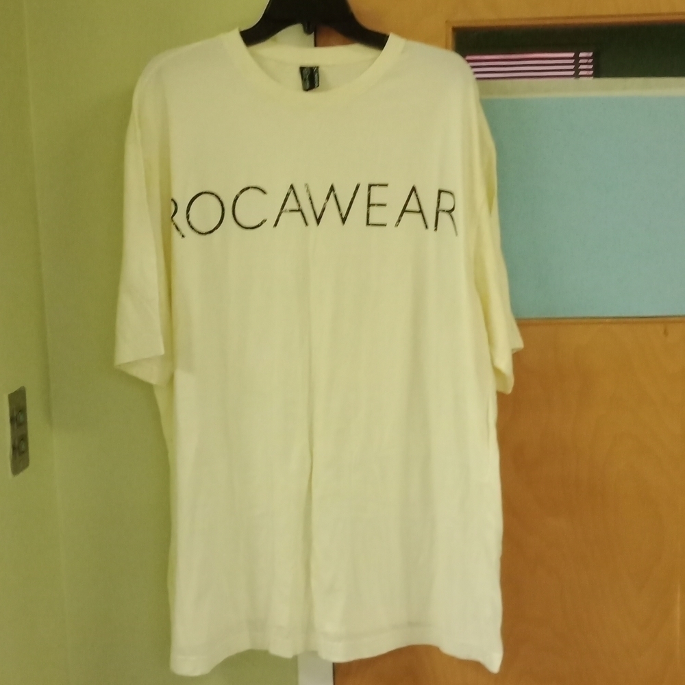 Preloved Rocawear Tee